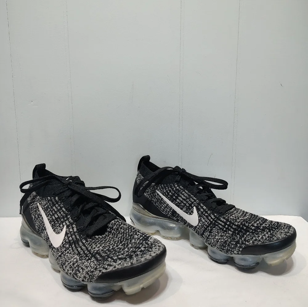 Nike Air VaporMax Flyknit 3 Black White Oreo Running Shoes Men’s Size 9